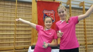 Tettpakket hall og masse fin badminton under Haugerud ranking U13-U19X
